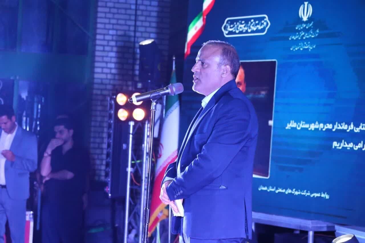 تصویر خبر: فرماندار: جشنواره مبل منبت ملایر از سال آینده بینالمللی میشود