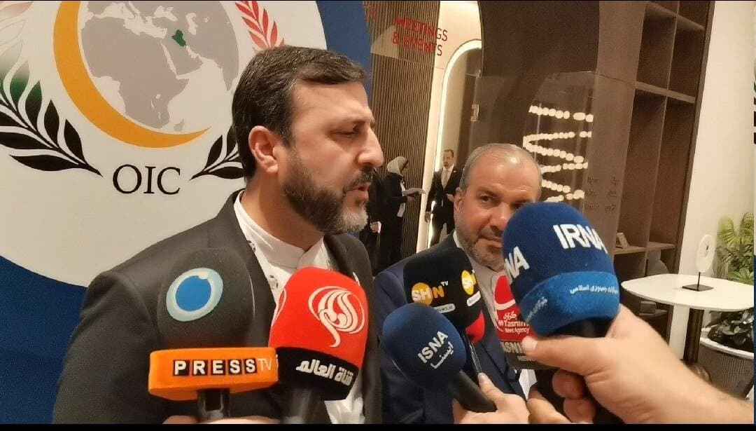 تصویر خبر: غریب آبادی: تماس‌ها با کشورهای حاشیه خلیج فارس برقرار است