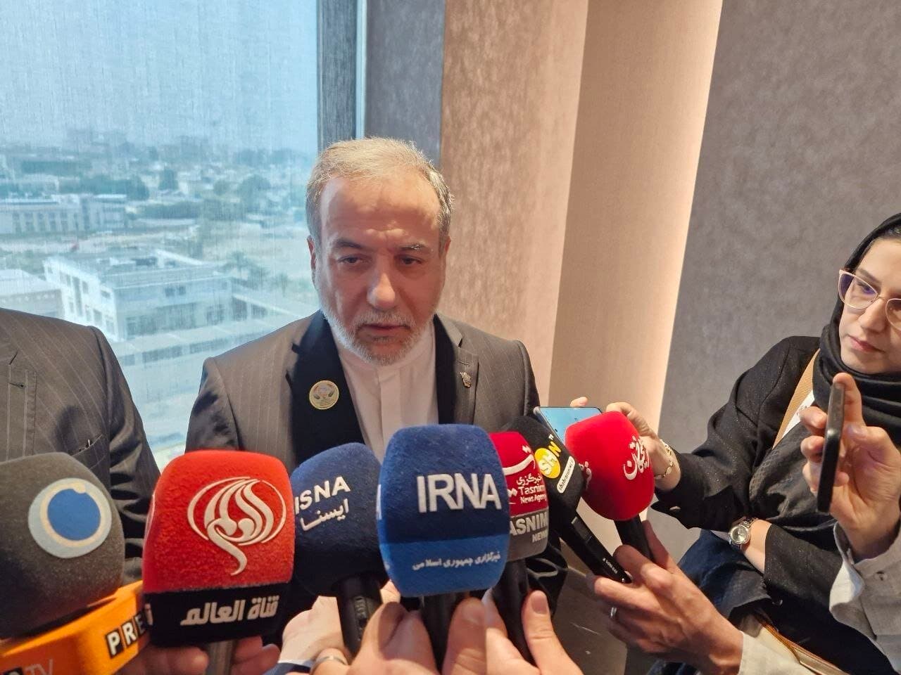 تصویر خبر: عراقچی: طرح ۷ روزه ایران برای بازگشایی هرمز همچنان روی میز است
