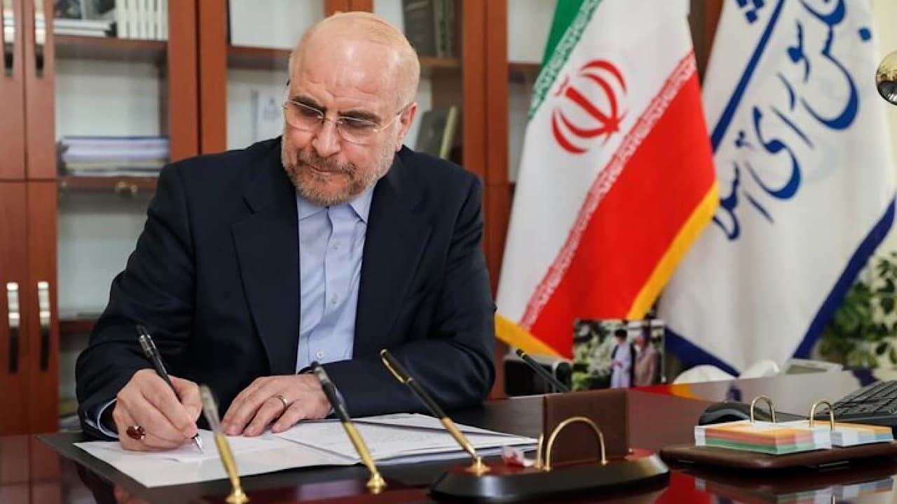 تصویر خبر: قالیباف: مجلس مطالبات و موانع معیشتی پرستاران را پیگیری می‌کند
