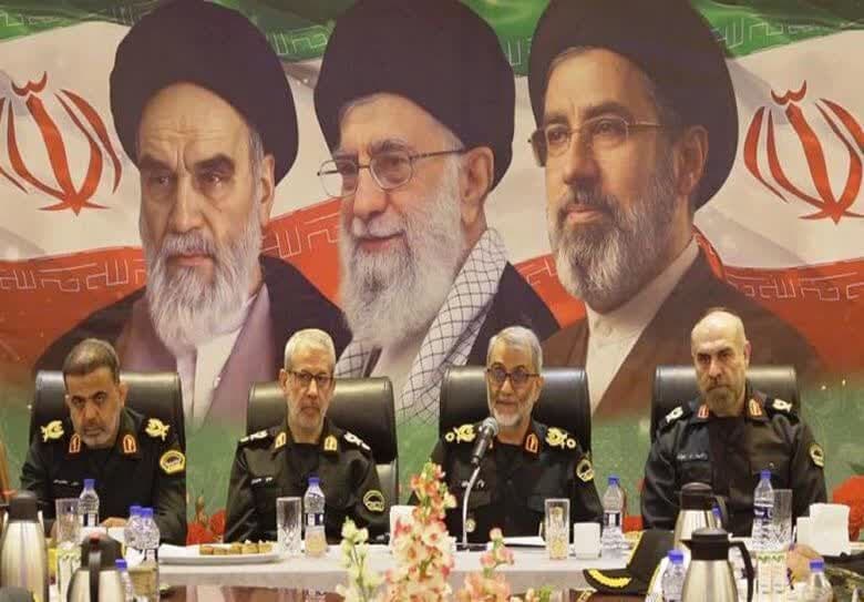 تصویر خبر: تأکید جانشین فراجا بر ضرورت پیشگیری از آسیبهای اجتماعی و آرامش مردم