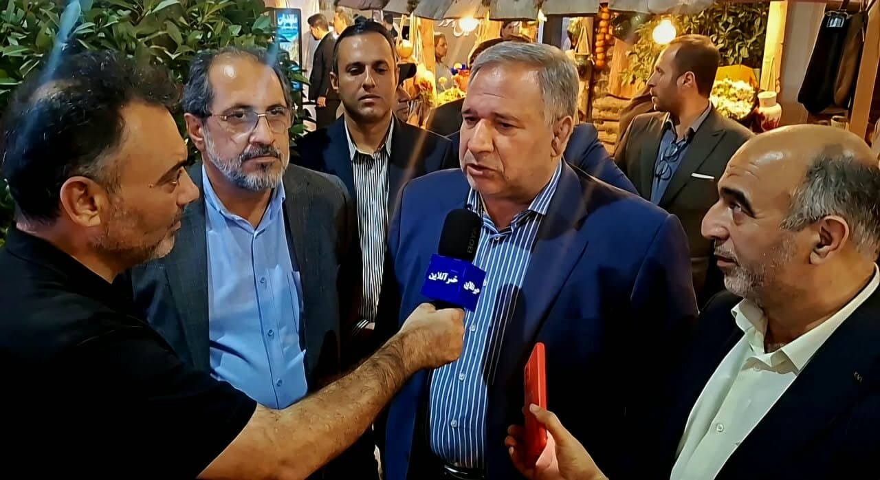 تصویر خبر: حسینی: عرضه ارز در شرایط فعلی؛ کنترل کننده بازار ارز نیست