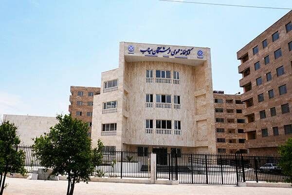 تصویر خبر: شهردار: کتابخانه «فرشتگان میناب»، گامی برای توسعه زیرساختهای فرهنگی نقاط محروم شیراز است